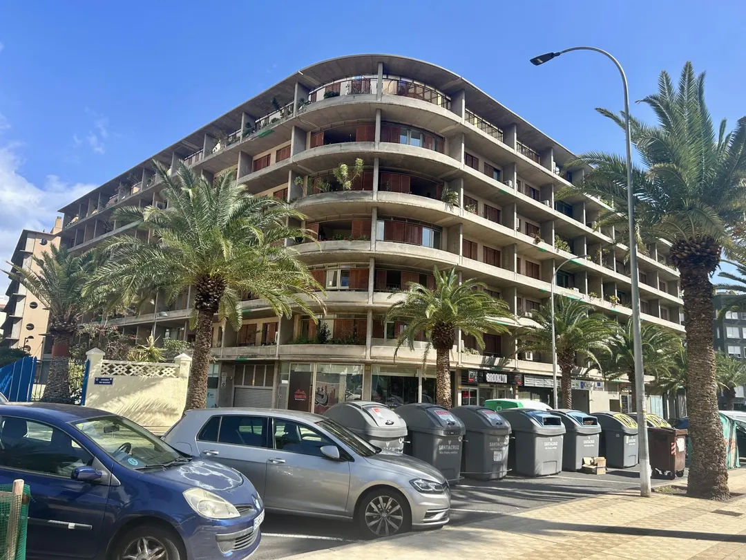 Piso en  Avenida Reyes Católicos Núm. - Foto 25