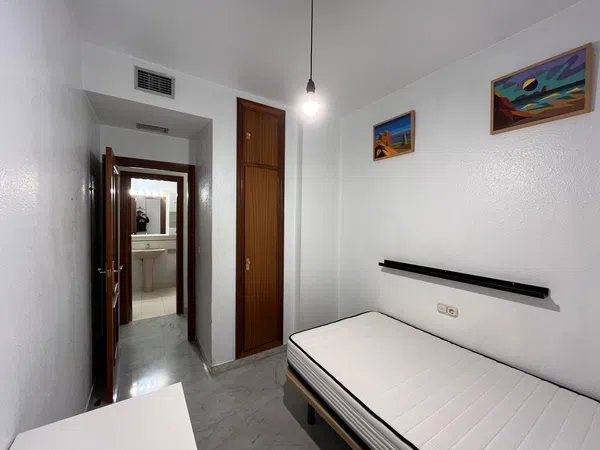 Piso en Calle Camilo José Cela, 5, Buhaira - Huerta del Rey - Foto 6