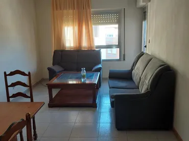 Piso en  Calle Cardenal Gil de Albornoz 30 - Foto 1