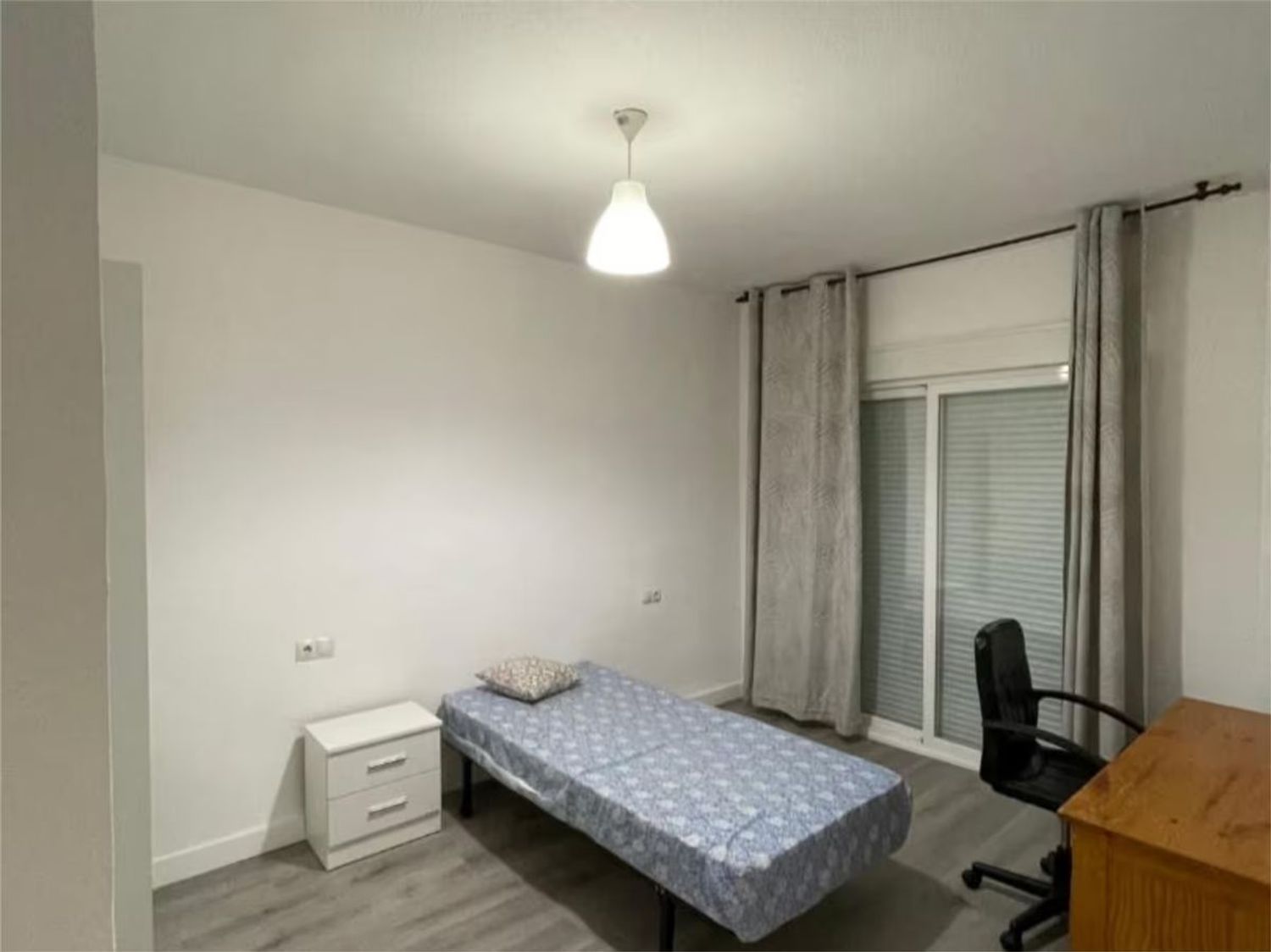 Piso en avenida de Madrid, 2