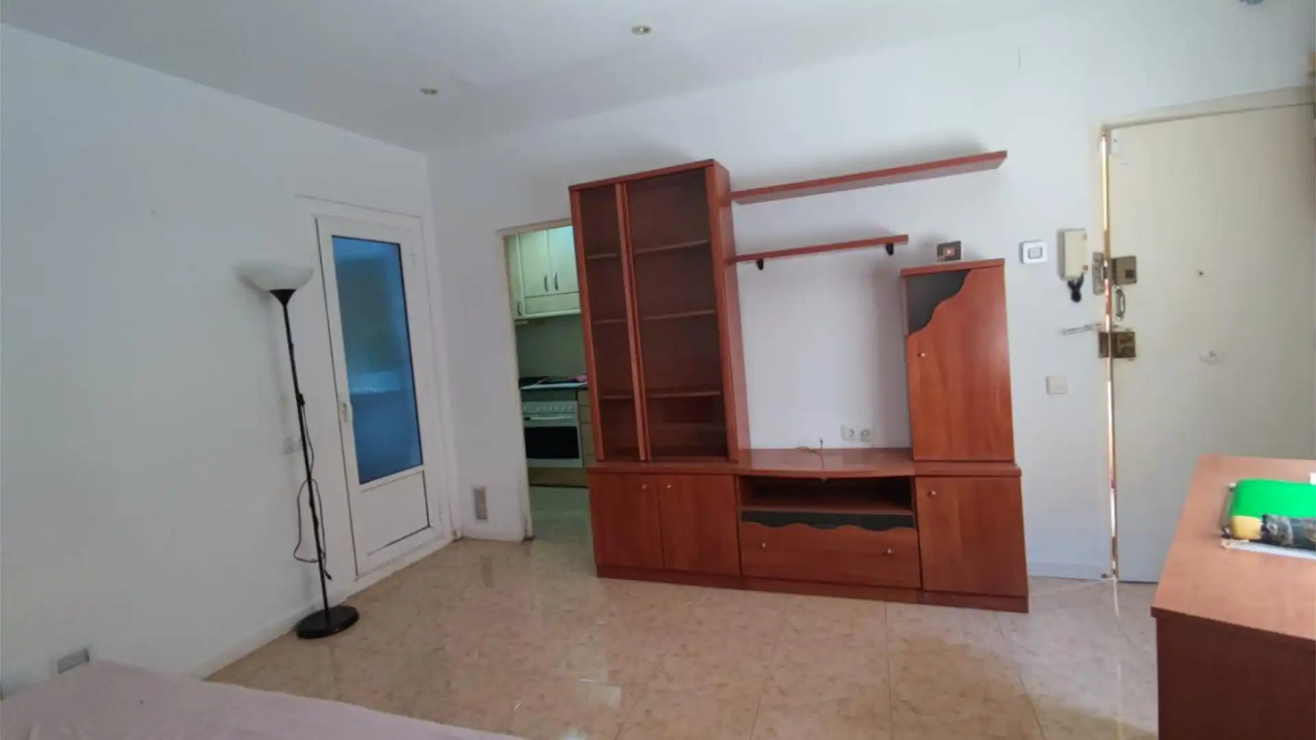 Piso en  Carrer de la Mare de Déu dels Angels 55 - Foto 6