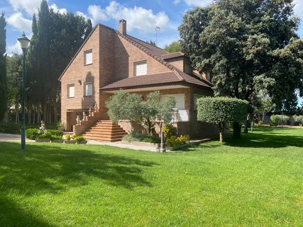 Casa o chalet independiente en Calle Río Arba s/n - Foto 4