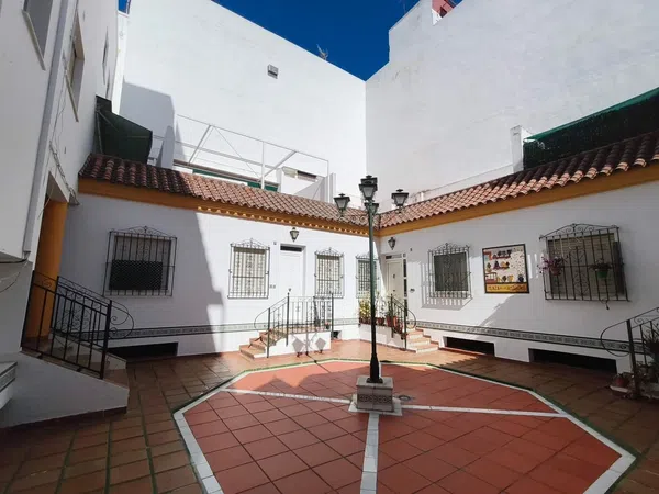 Piso en Calle Manuel Arellano, 9, Ronda de Triana-Patrocinio-Turruñuelo - Foto 1