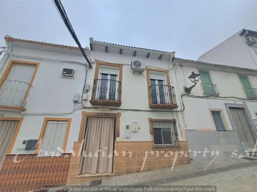 Casa adosada en  Plaza Luis de Armiñan 1 - Foto 1