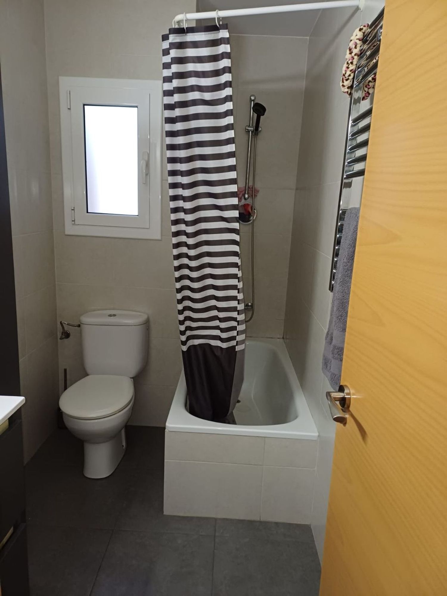 Piso en calle de Lleó Fontova, 15 - Foto 3