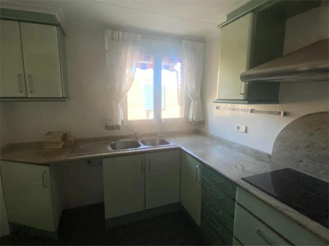 Piso en  Carrer de la Madre Alberta Giménez 2 - Foto 5