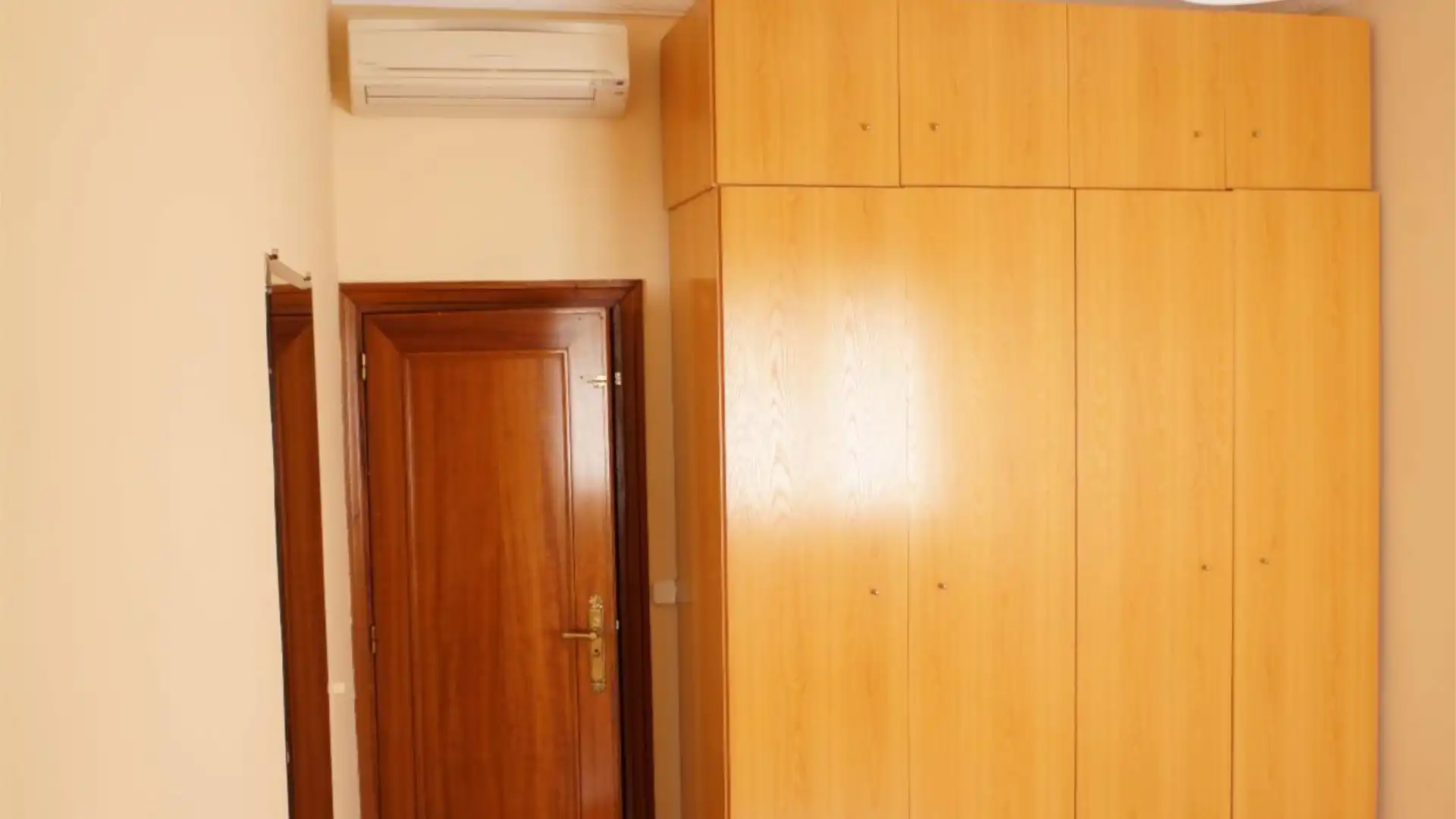 Piso en  Avenida de la Reina Victoria 21 - Foto 12