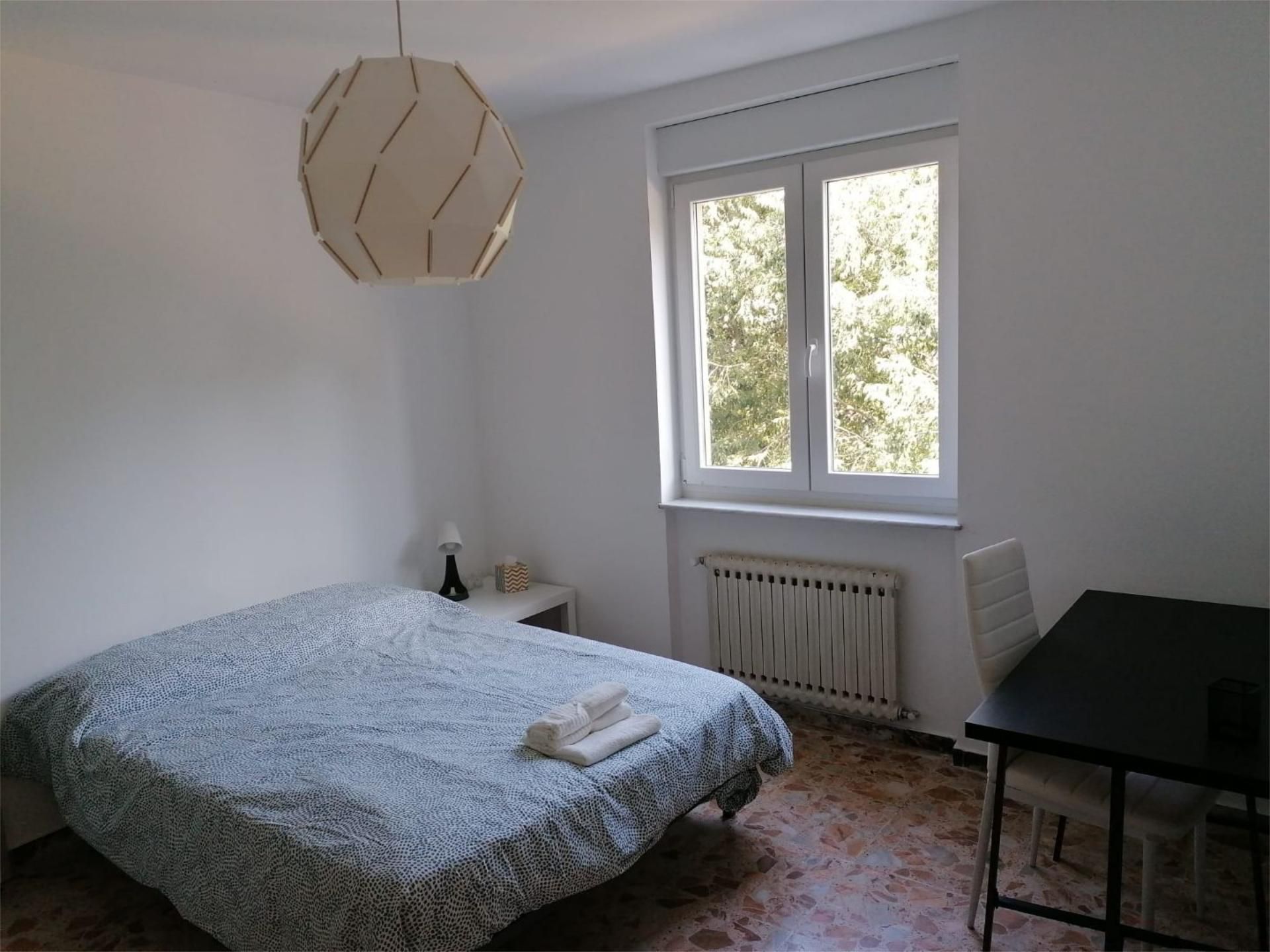 Piso en  Avenida de los Comuneros 1 - Foto 10