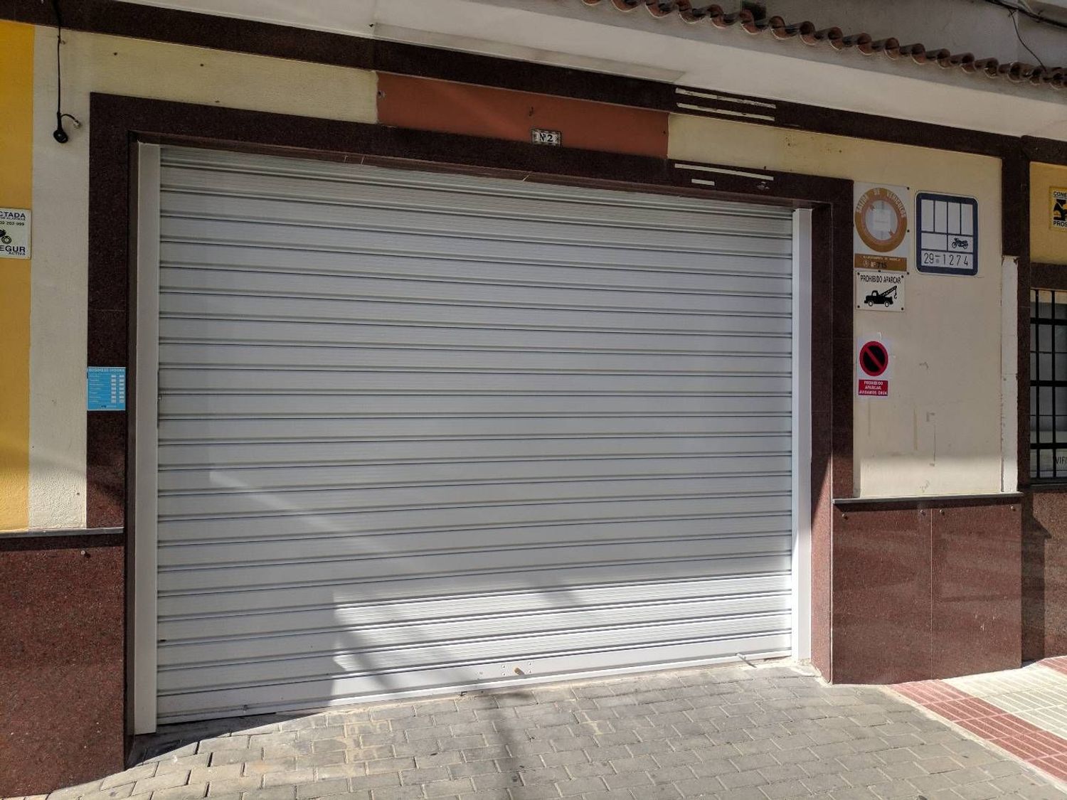 Local en Calle Javier Arraiza, 2, La Puya - La Ermita - Foto 2