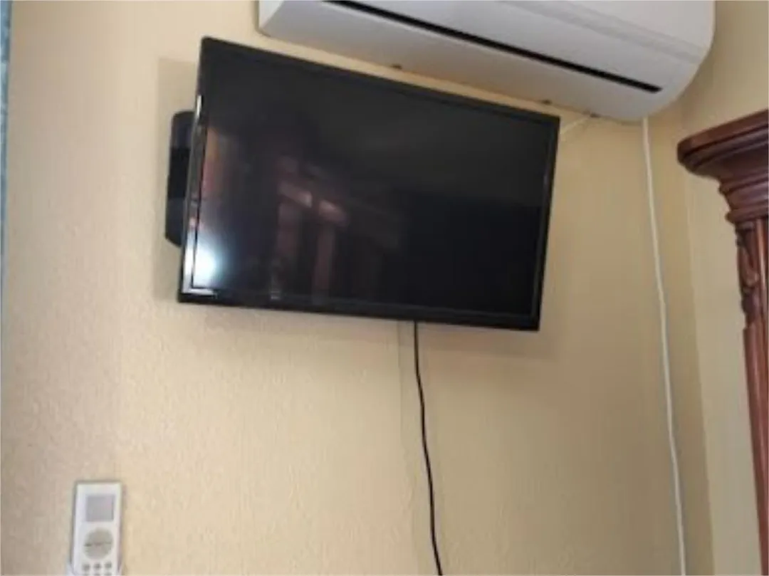 Casa adosada en  Avenida Ingeniero José Luis Prats 1 - Foto 3