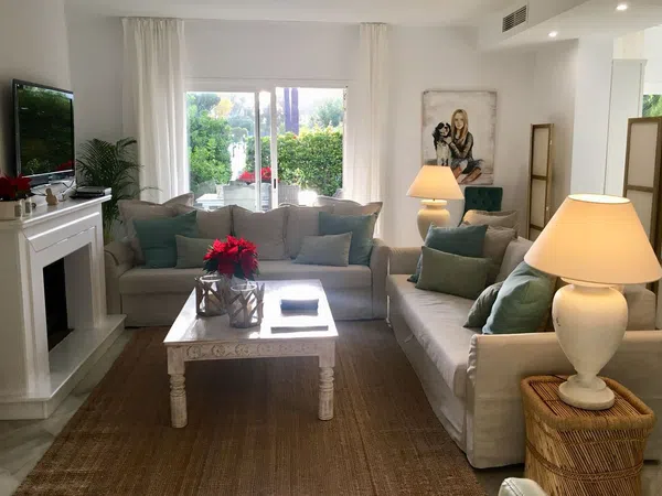 Chalet adosado en calle 3, 6 Casa - Foto 2