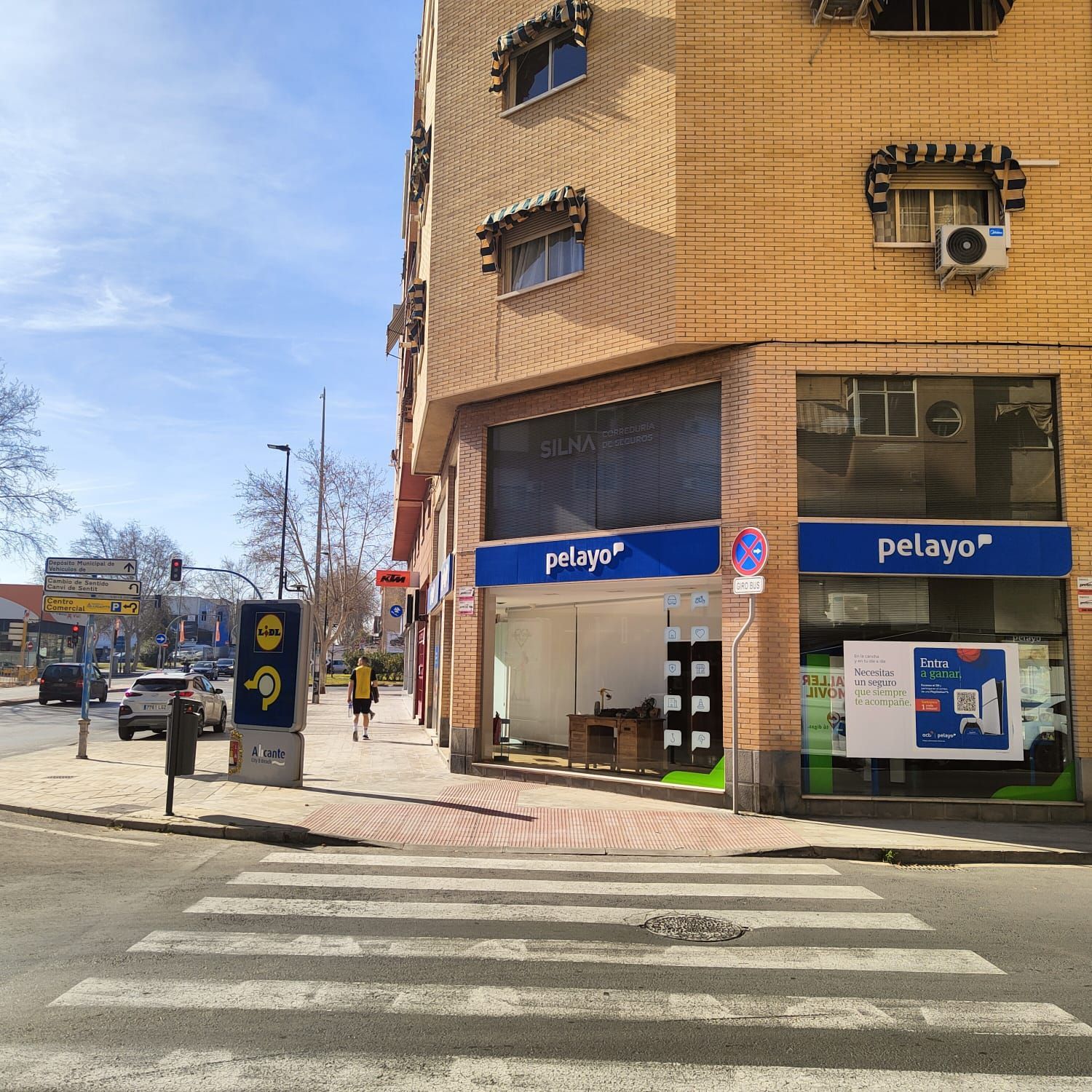 Local en Calle Víctor de la Serna, 1, Ciudad de Asís - Foto 2