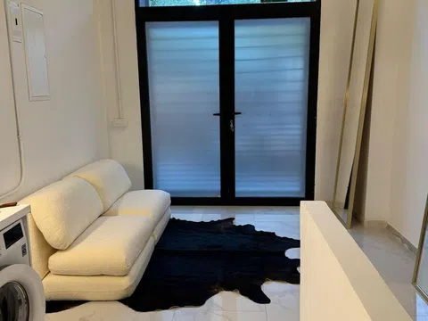 Estudio en cuesta de San Vicente, 30