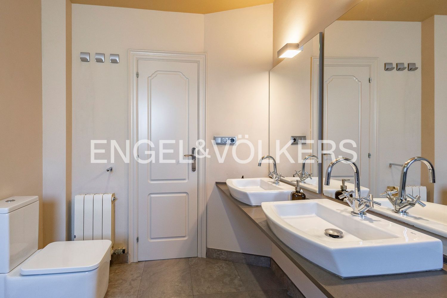 Casa o chalet independiente en La Miranda - Ciutat Diagonal - Foto 16