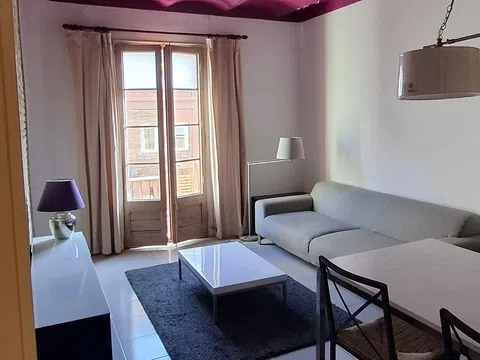 Piso en calle de la Bòbila, 8