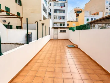 Piso en  Carrer de Pons i Gallarza 17 - Foto 3