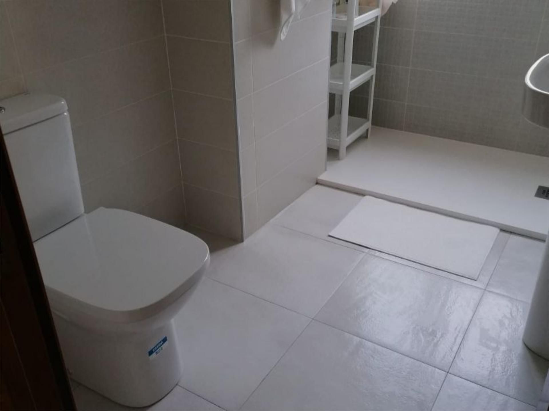 Piso en  Avenida de los Comuneros 1 - Foto 4