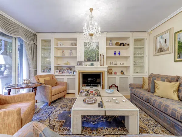 Chalet adosado en Barrio Valdezarza - Foto 14