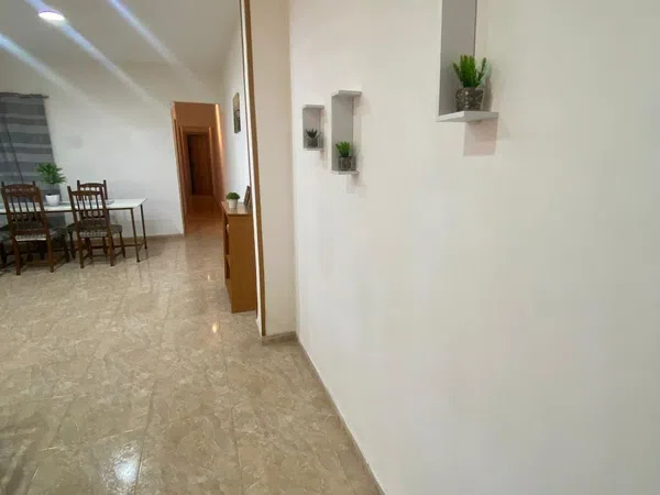 Piso en Calle Vint I Cinc de Juny, 31 - Foto 1