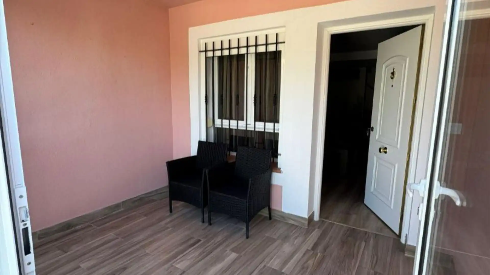 Casa adosada en  Carrer del Ressol 5 - Foto 4