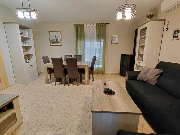 Chalet pareado en Sevilla s/n - Foto 3