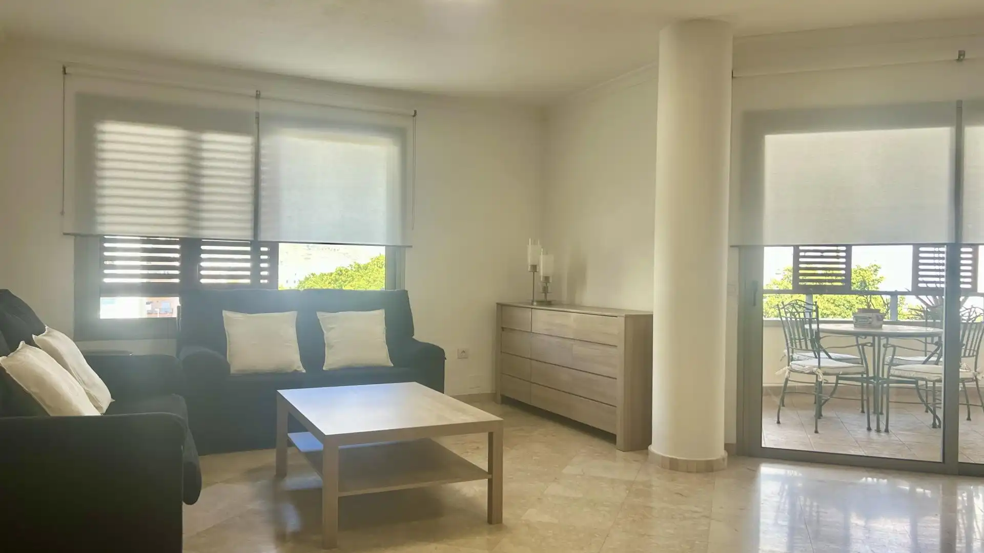 Piso en  Avenida Reyes Católicos Núm. - Foto 1