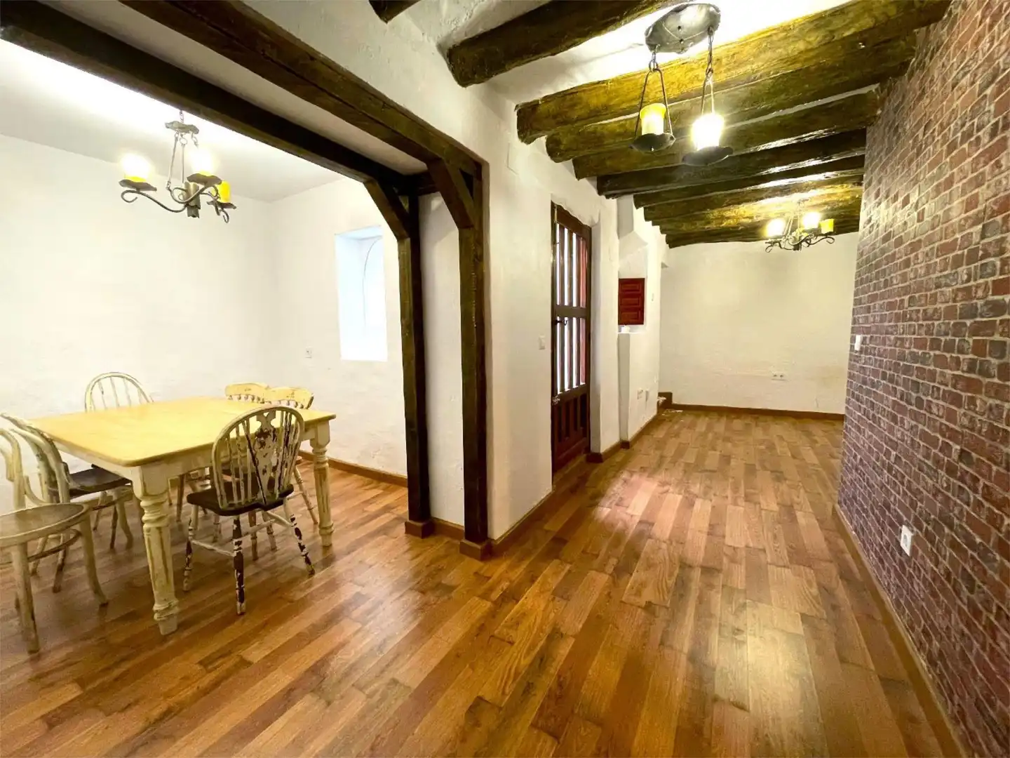 Casa adosada en  Plaza de la Almijara 1 - Foto 7