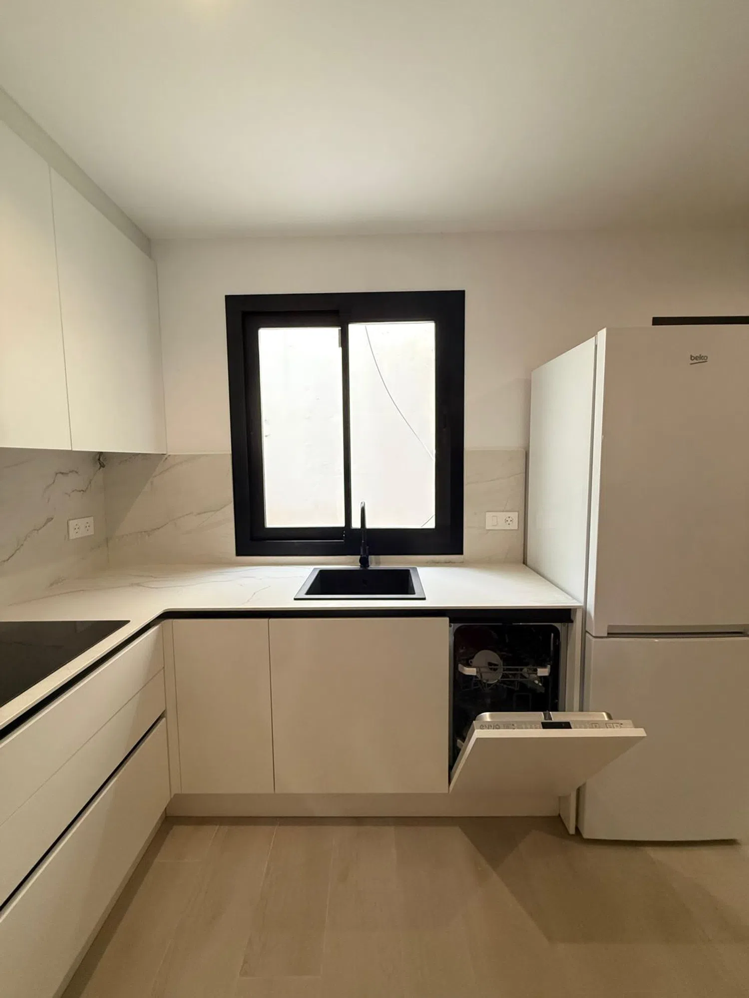 Piso en Barrio Son Cotoner - Foto 2