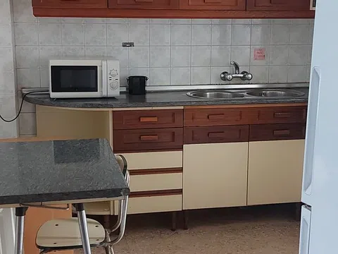 Piso en carril del Picón, 3 b