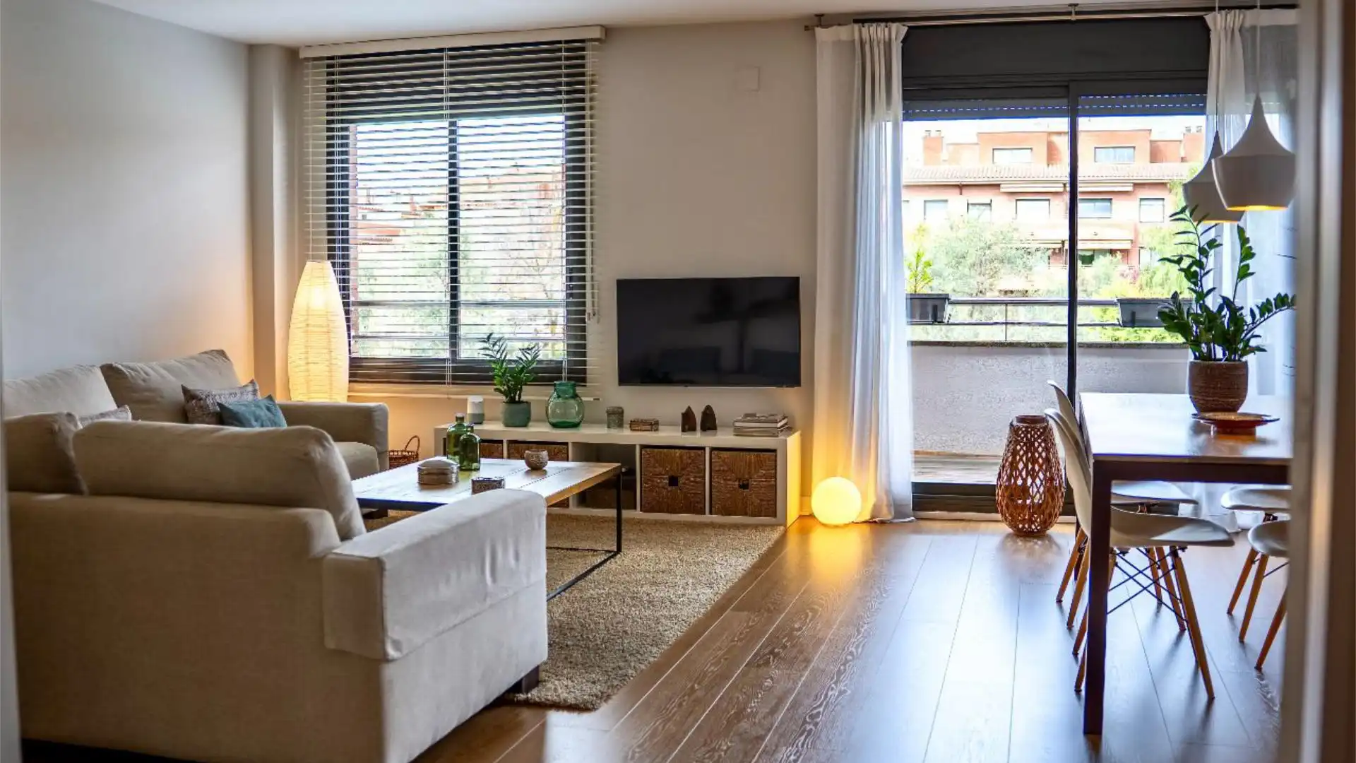 Piso en  Carrer de Salvador Espriu 51 - Foto 3