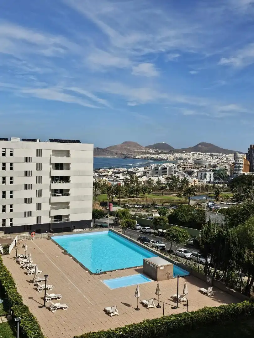 Piso en  Calle Doctor Alfonso Chiscano Díaz 8 - Foto 3