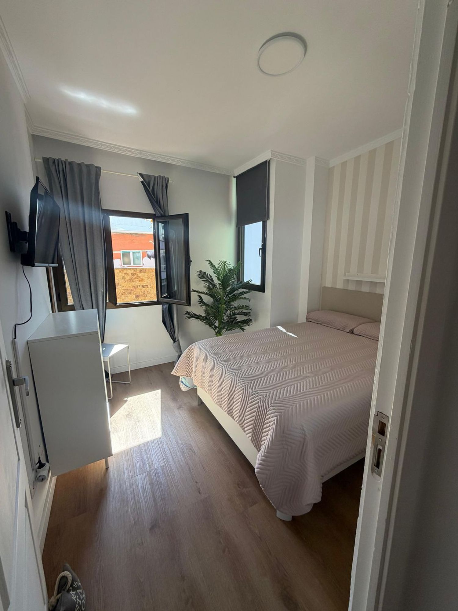 Piso en calle Secretario Padilla, 5