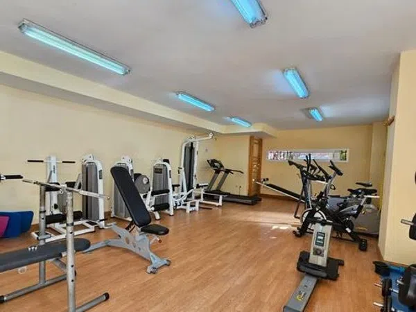 Piso en calle Secoya, 3