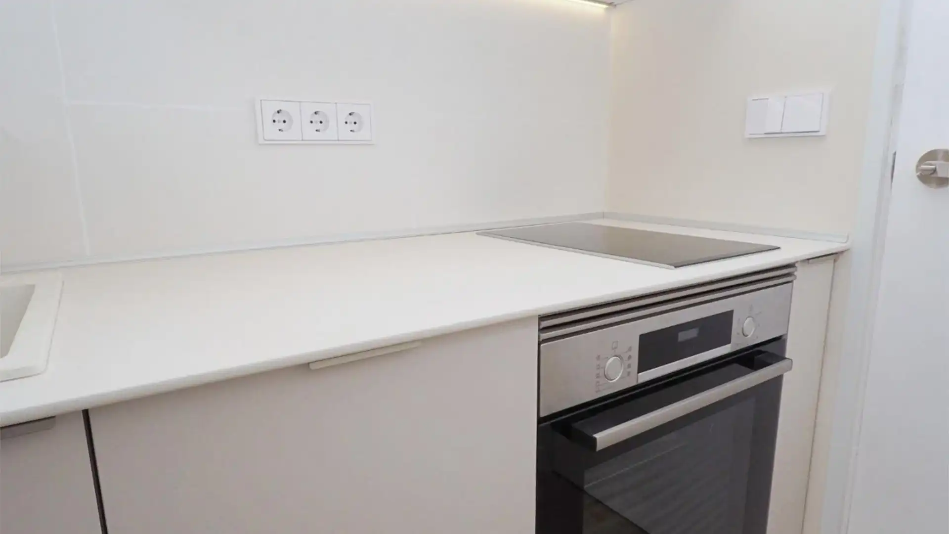 Estudio en  Carrer de Nunyo Sanç 30 - Foto 6