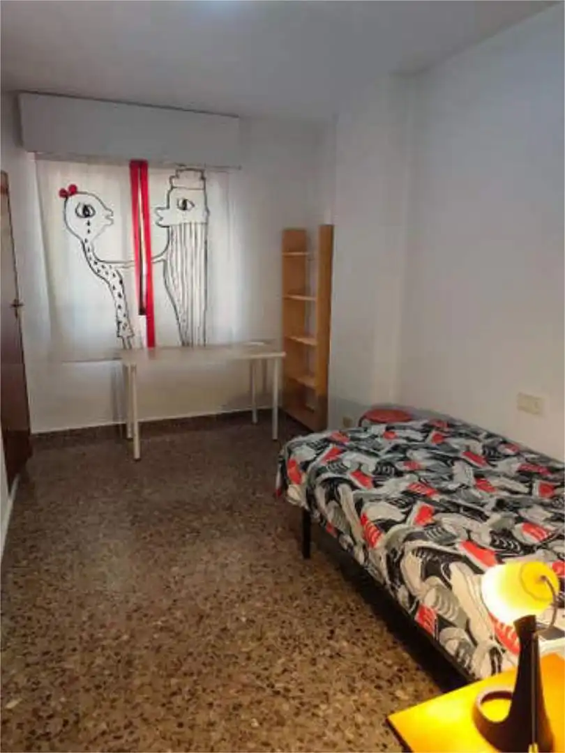 Piso en Ronda Norte - Foto 9