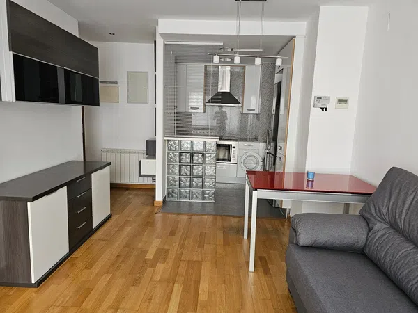Piso en calle d'Isaac Peral, 33