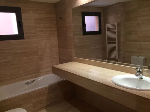 Piso en calle José Donoso, 10