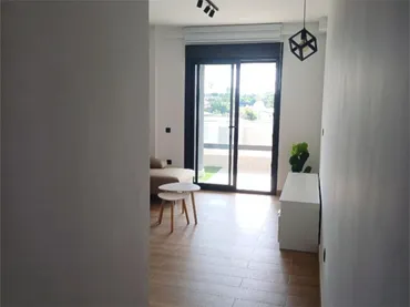 Piso en  Calle Montecarmelo 8 8 - Foto 4