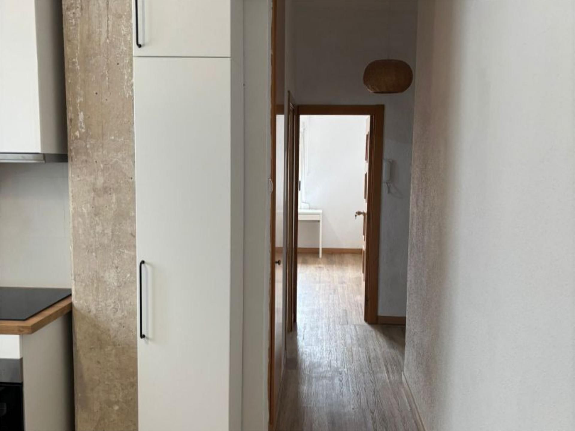 Piso en  Carrer de Vicent Ballester 14 - Foto 3