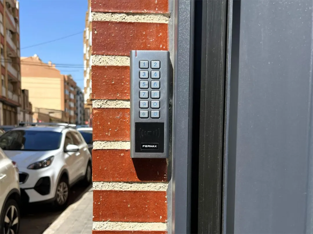 Estudio en  Carrer dels Plàtans 1 - Foto 32