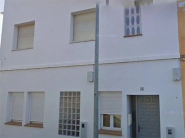 Piso en  Carrer Ramón y Cajal 16 - Foto 2