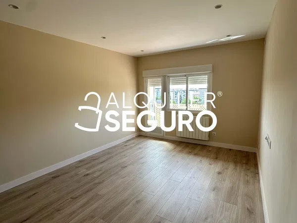 Piso en Avenida de Portugal, Este, Este - Foto 1
