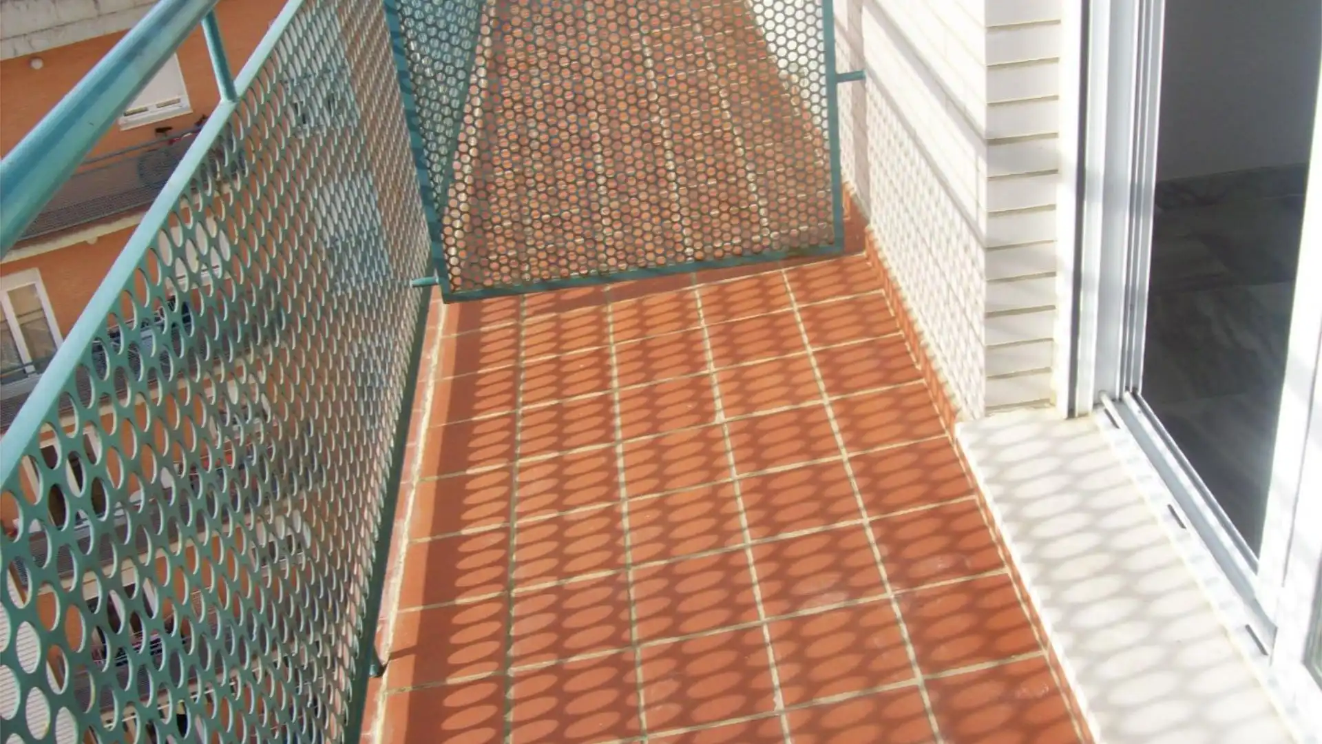 Piso en  Avenida de las Ciencias 27 - Foto 2