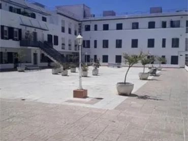 Piso en Ronda de Capuchinos - Foto 6