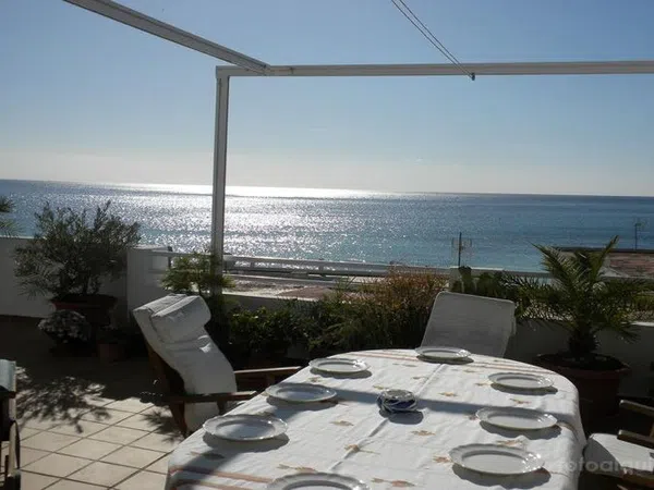 Casa independiente en calle de Cartago, 48