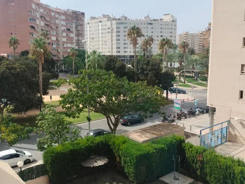 Piso en avenida Historiador Vicente Ramos, 1