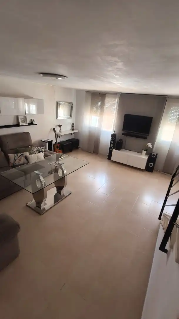 Dúplex en  Calle Luis Pérez Ponce 27 - Foto 8