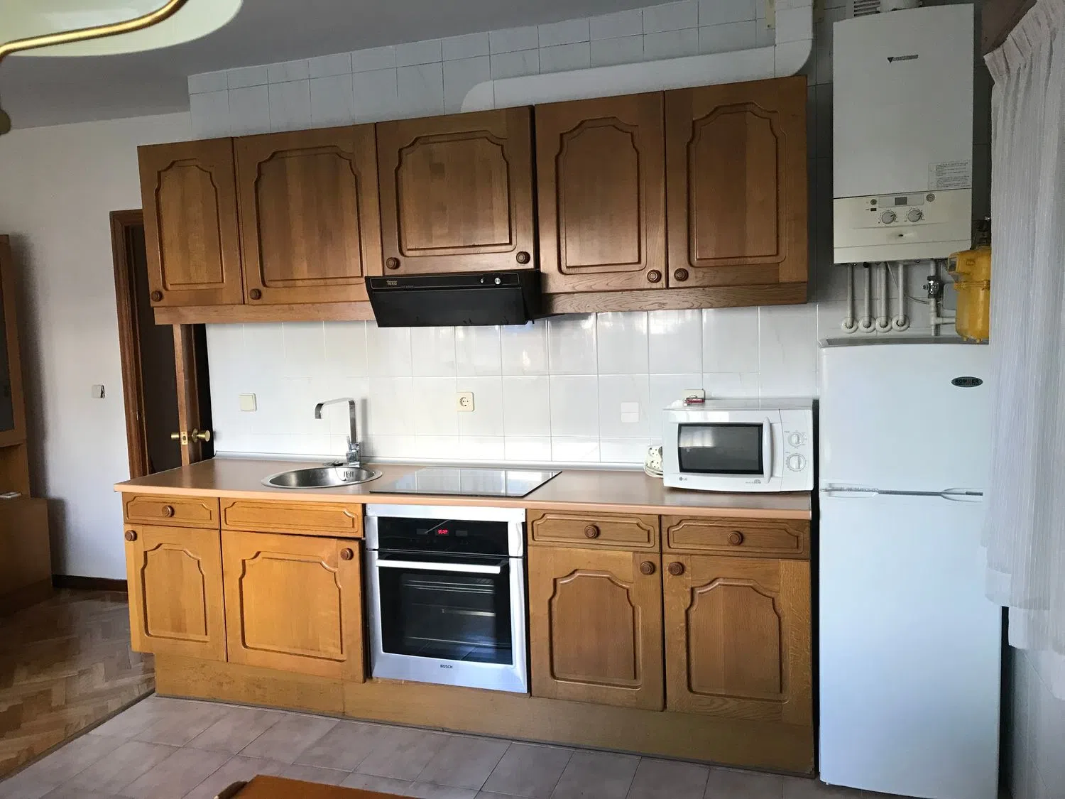 Piso en calle Pérez Cidón, 8 - Foto 6