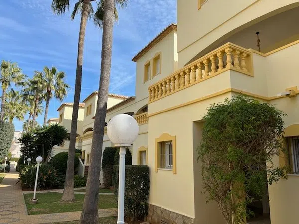 Chalet adosado en Calle del Mila, 49 - Foto 4