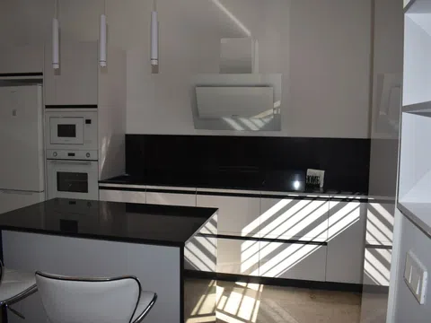 Estudio en calle Escritora Gloria Fuertes, 8